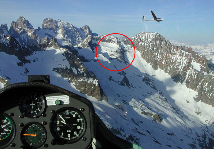 Gliders Can Be Hard To See (small).jpg